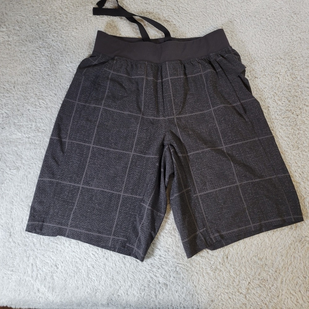 Lululemon Performance Shorts‎ Mens Small Black Check Fitness Gym Workout Train